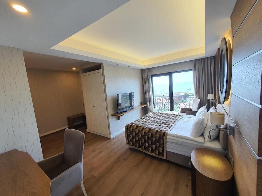 Aktug Hotel 13/50