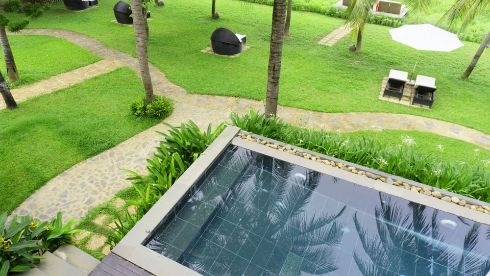 Vinh Hung Riverside Resort 73/78