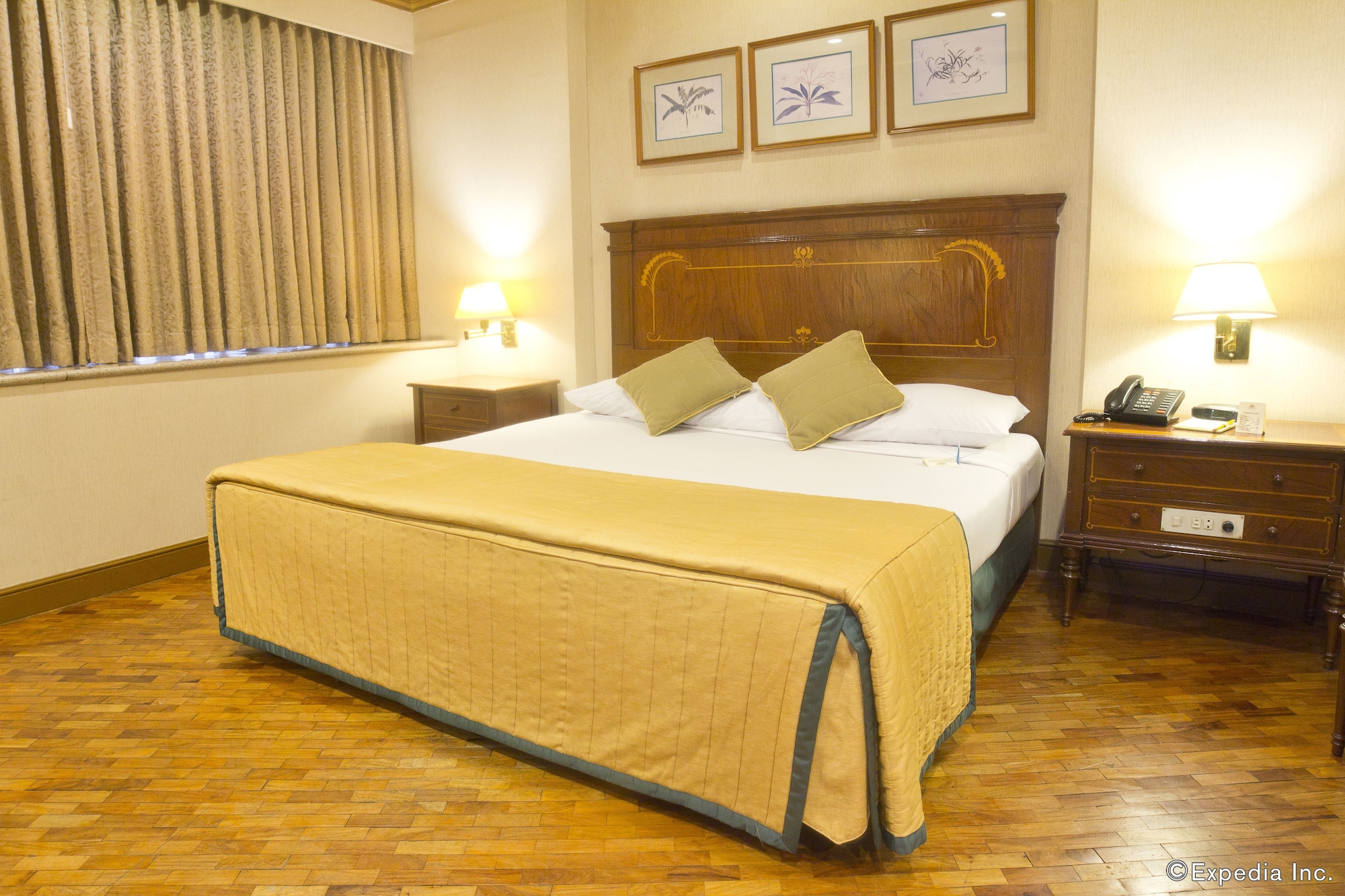 Superior, King Bed