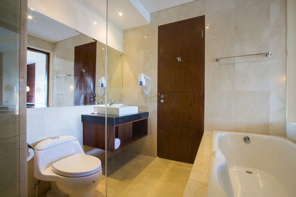 M Suite Bali 58/65
