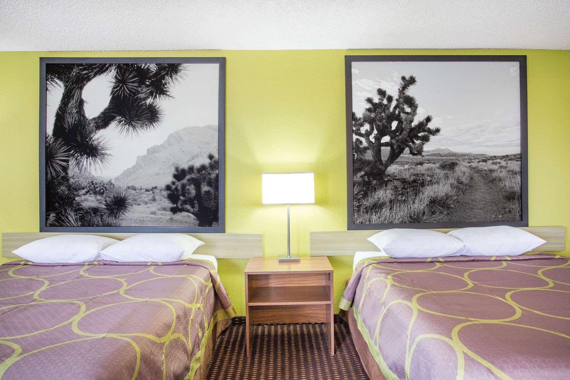 SUITE, 2 QUEEN BEDS