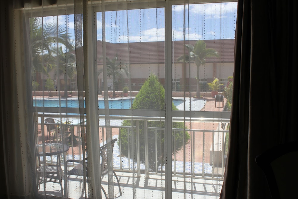 Chamba Valley Exotic Hotel 25/50