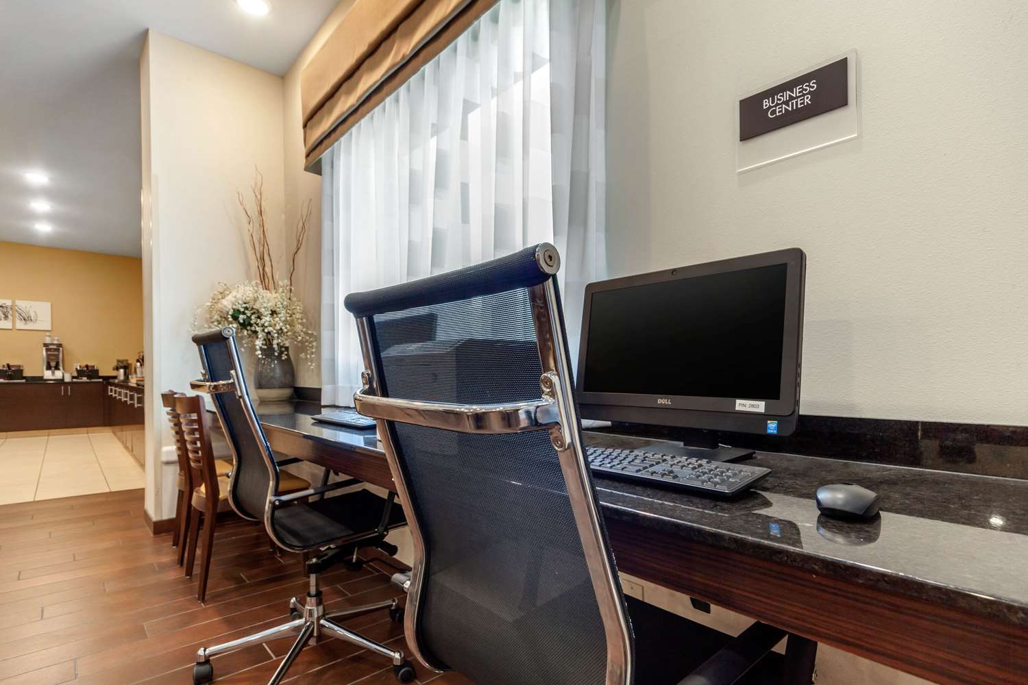 Mainstay Suites University 15/20