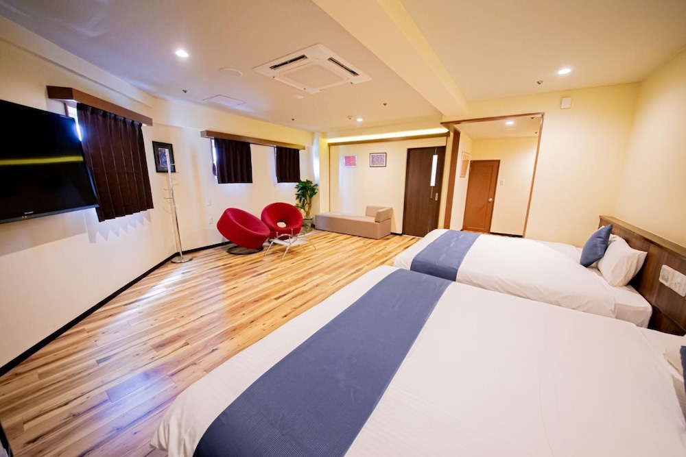 Rycom Crystal Hotel 11/59