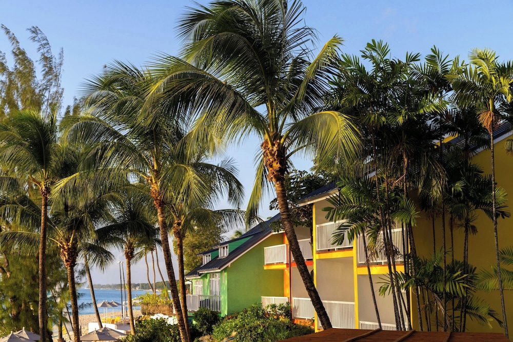Crystal Cove by Elegant Hotels - All-Inclusive 27/50