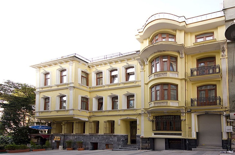 Hotel New House 4/68
