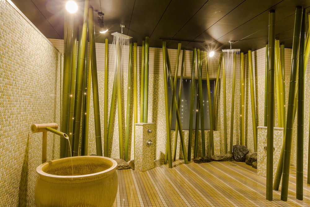The Qube Hotel Chiba 49/50