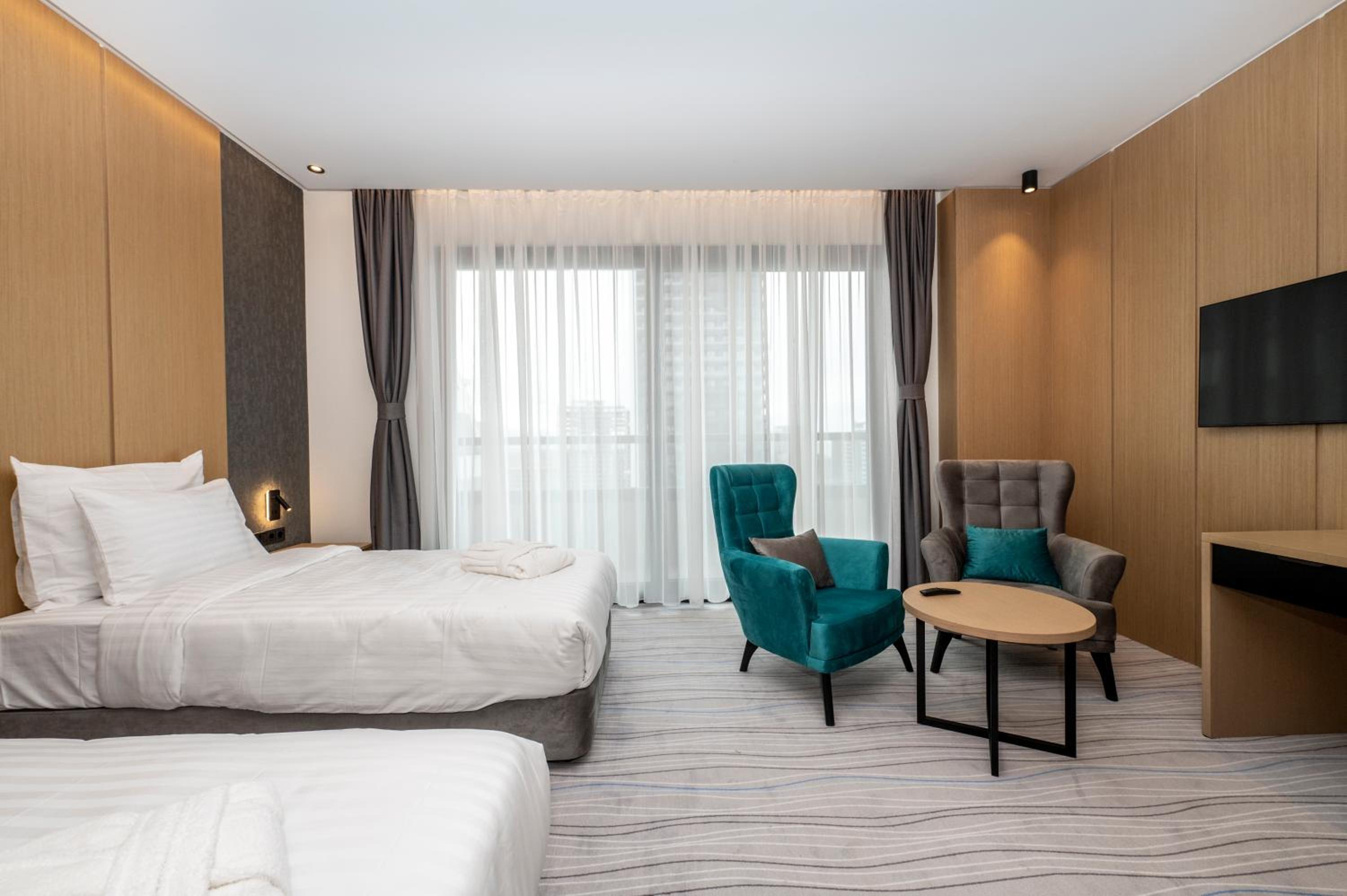 Standard Twin Sea View Room
