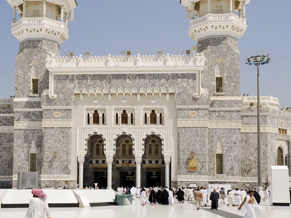 Movenpick Hotel & Residence Hajar Tower Makkah photo1