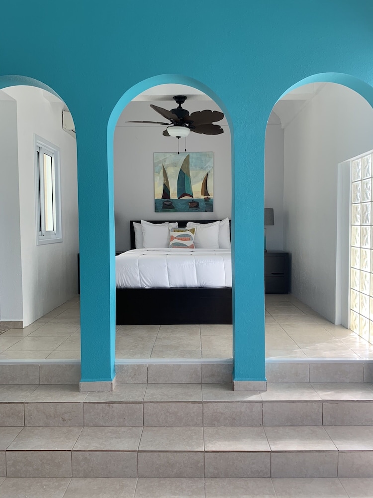 Flamboyan On the Bay Resort And Villas 21/61