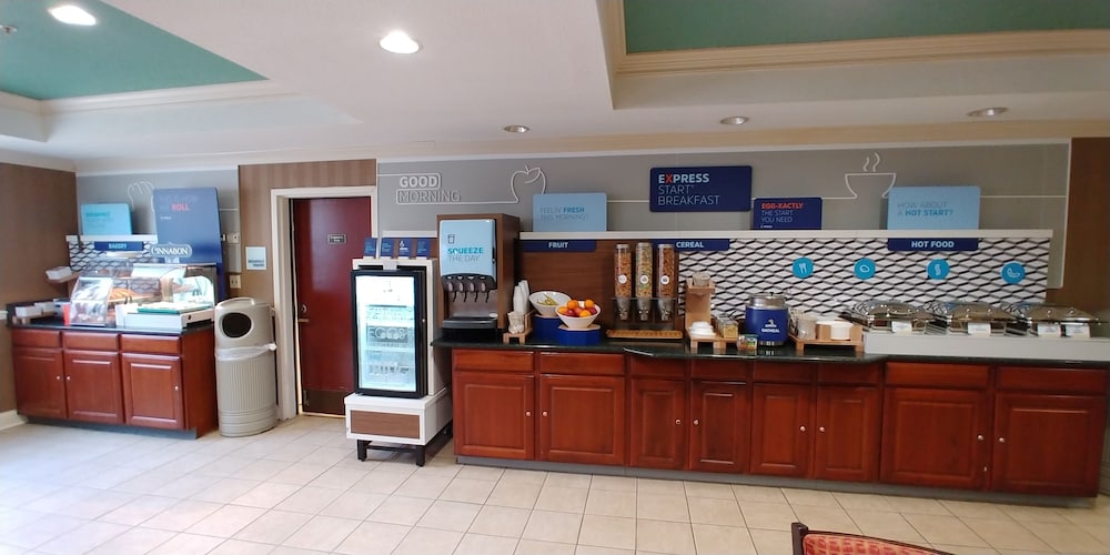 restaurant-cafeteria