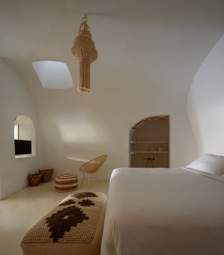 Suite Home Santorini 41/75