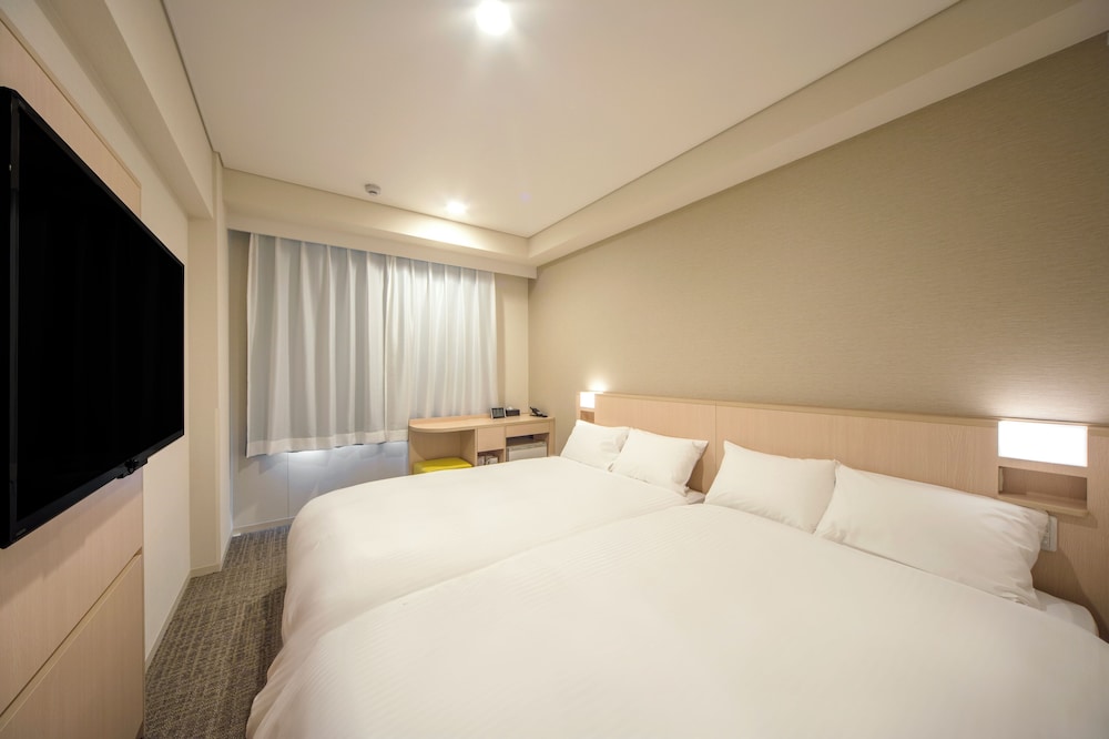 Room, Twin Beds