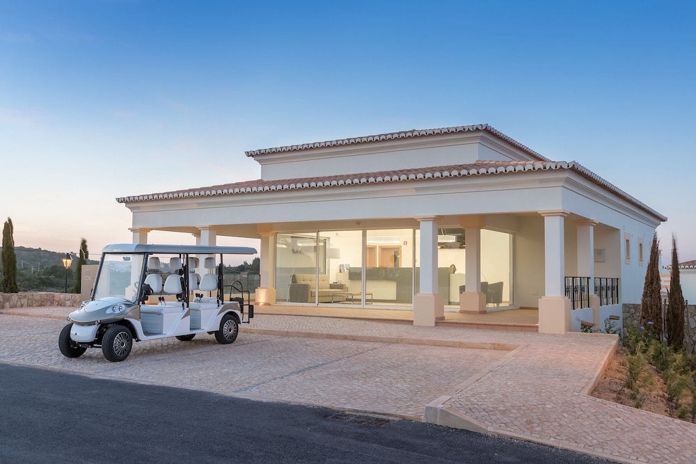NAU Salema Beach Village 36/50