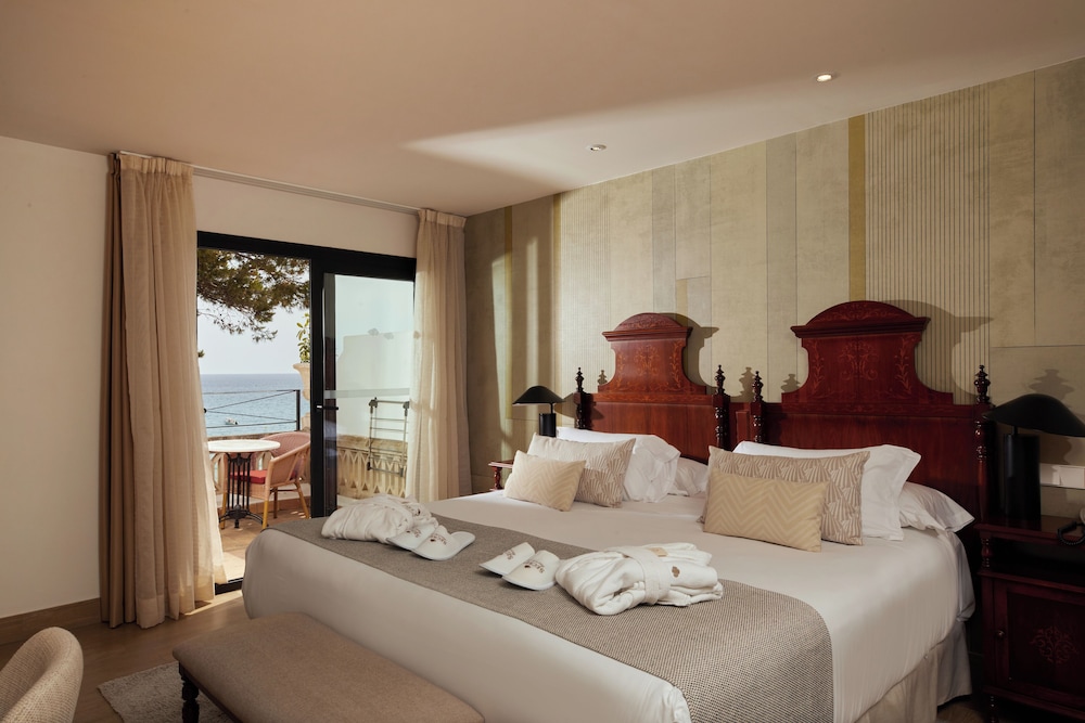 Preferred Club, Grand, Suite, King Bed, Sea View, Terrace