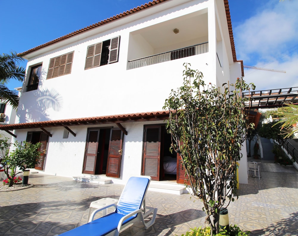 GuestHouse Vila Lusitania 4/50