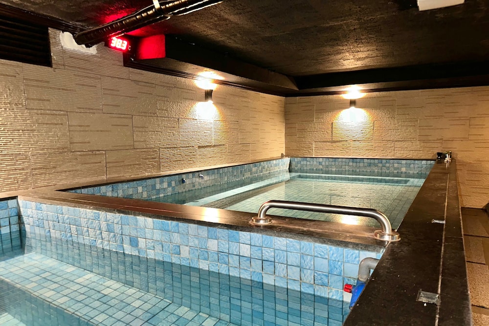 Le Charmé Suites 35/80