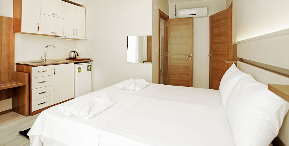 Kavalali Suites 26/50
