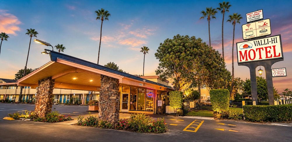 Valli Hi Motel 4/44