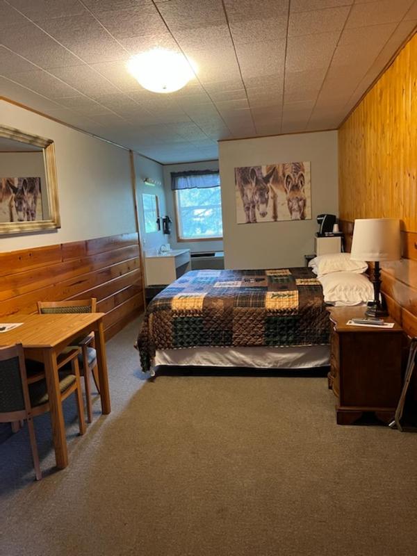 Springcreek Inn 15/22