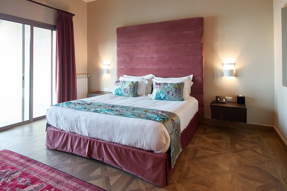 Cherry Blossom Boutique Hotel 14/69