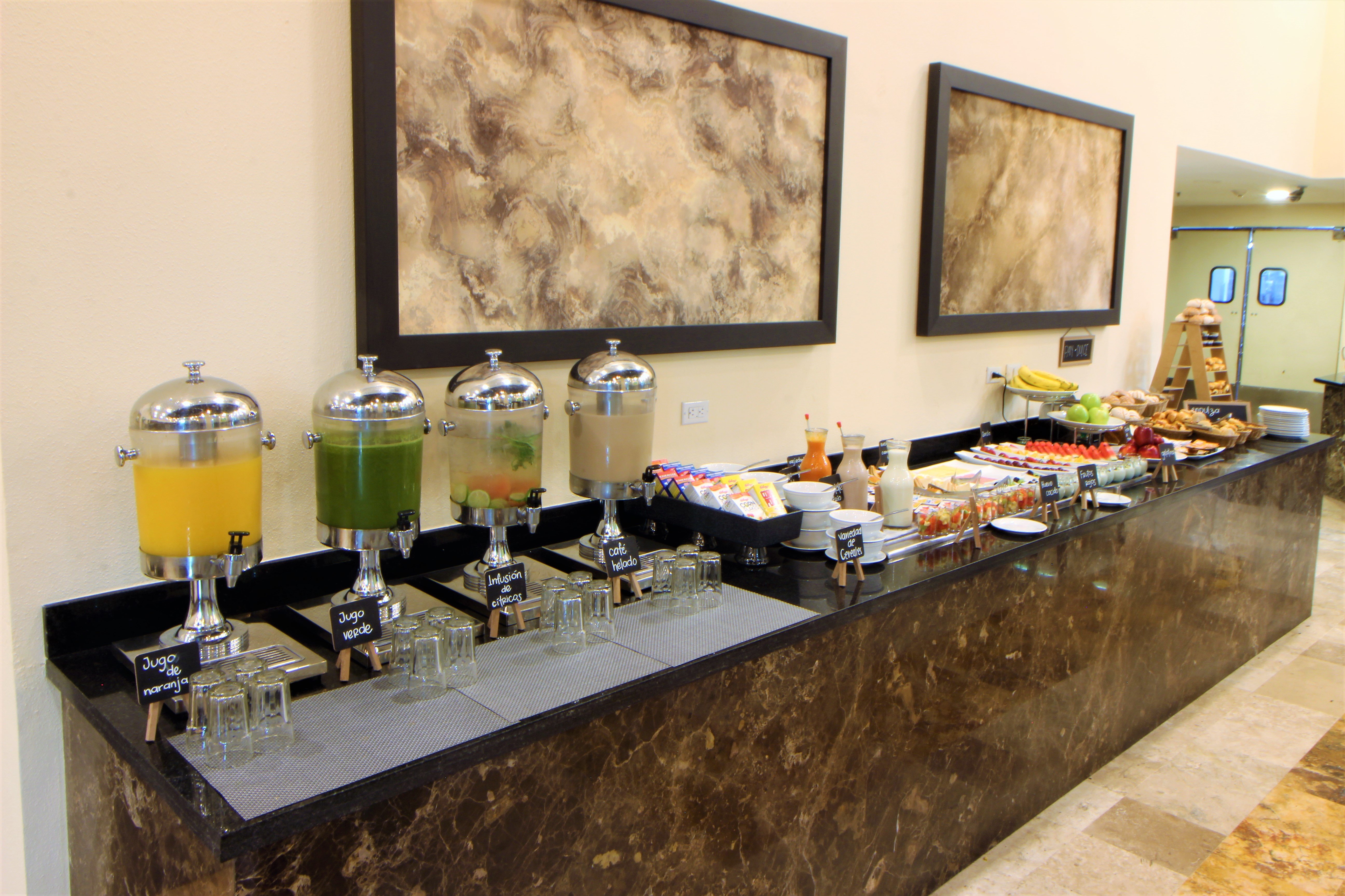 Holiday Inn Monterrey Valle 18/50
