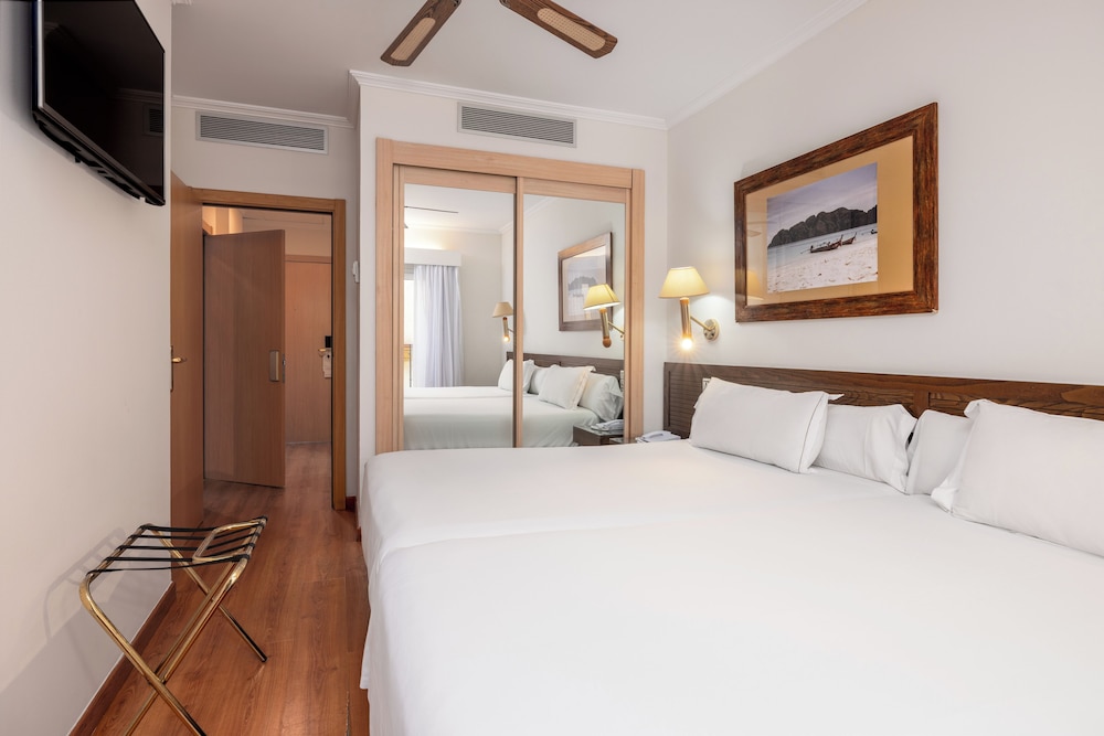Senator Cadiz Spa Hotel 17/71