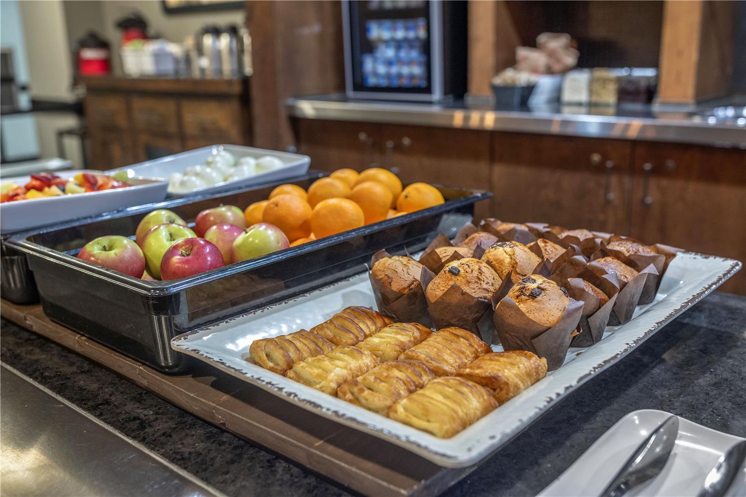 Best Western Plus Chocolate Lake Hotel 30/80