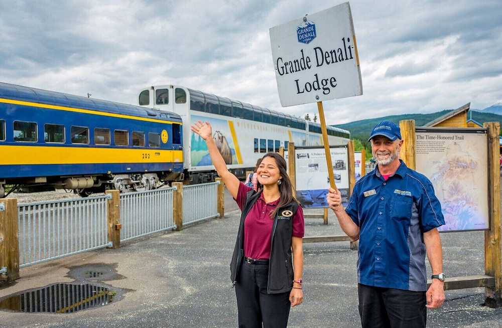 GRANDE DENALI LODGE 35/50