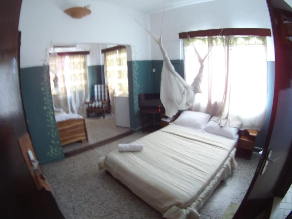 Room at Hotel Aurore, LOME