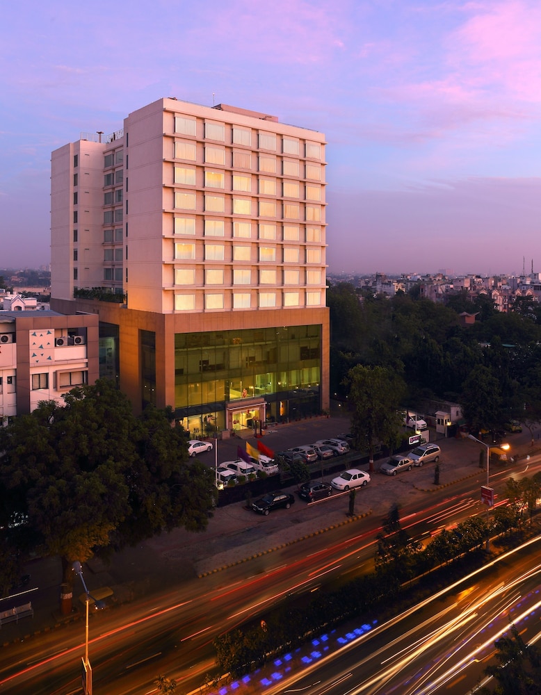 Welcomhotel by ITC Hotels, Ashram Road, Ahmedabad 5/71