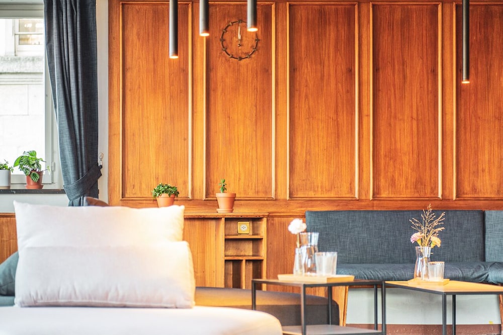 Pop Up Hotel Krone Zurich 5/43