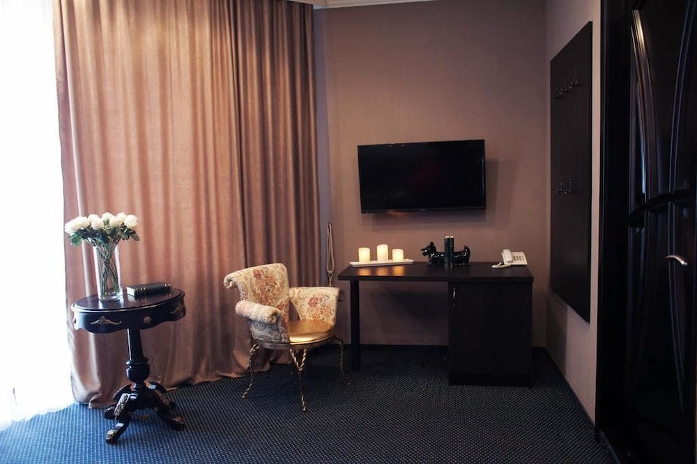 SHADOW BOUTIQUE HOTEL AND SPA 26/31
