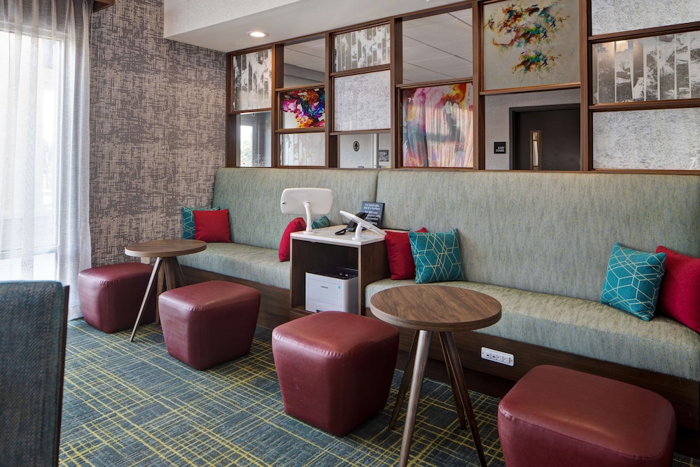 Hampton Inn Suites Deptford Nj 41/53