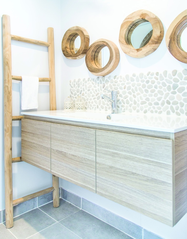 Elysian Luxury Eco Island Retreat 7/69