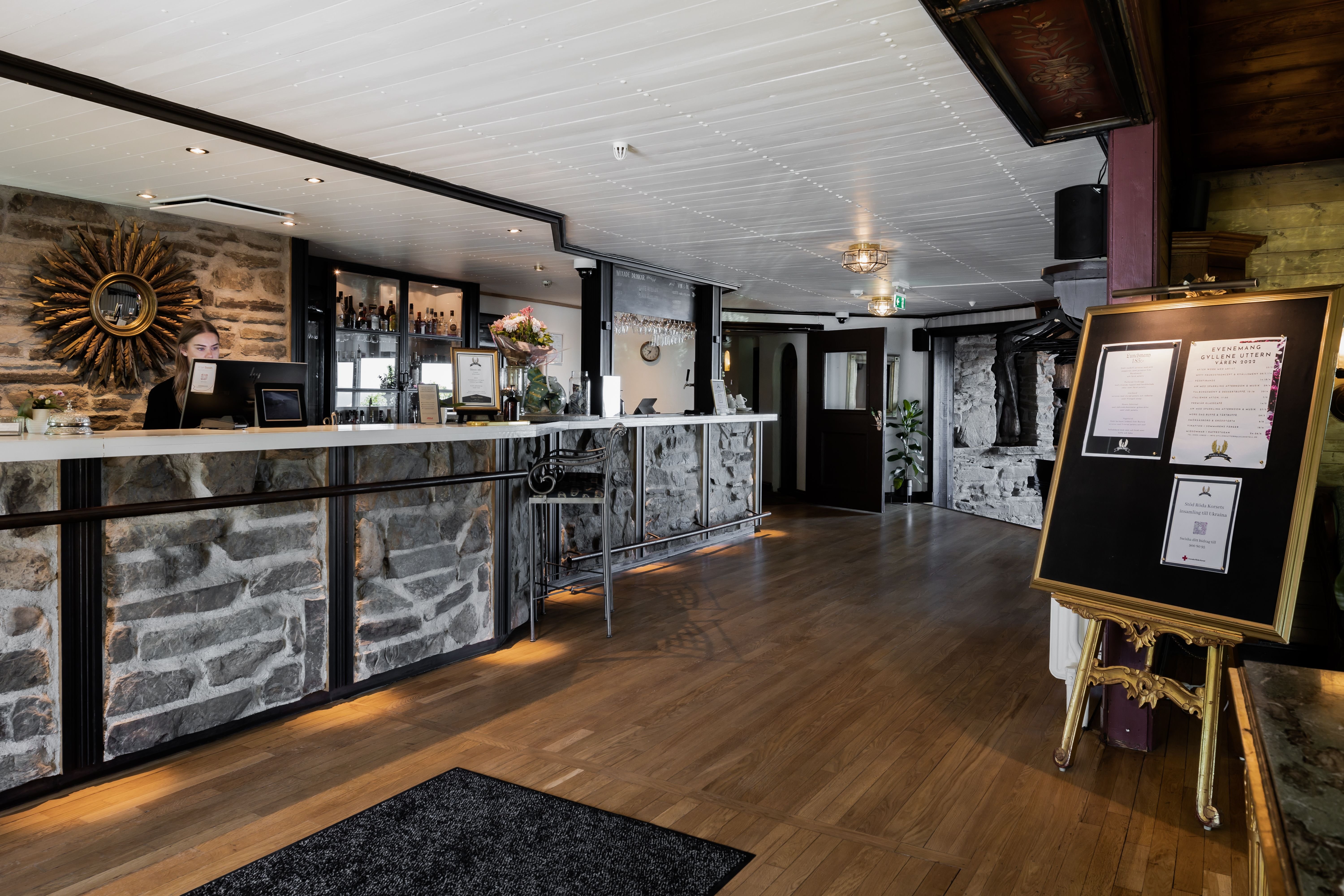 Hotel Gyllene Uttern 2/8