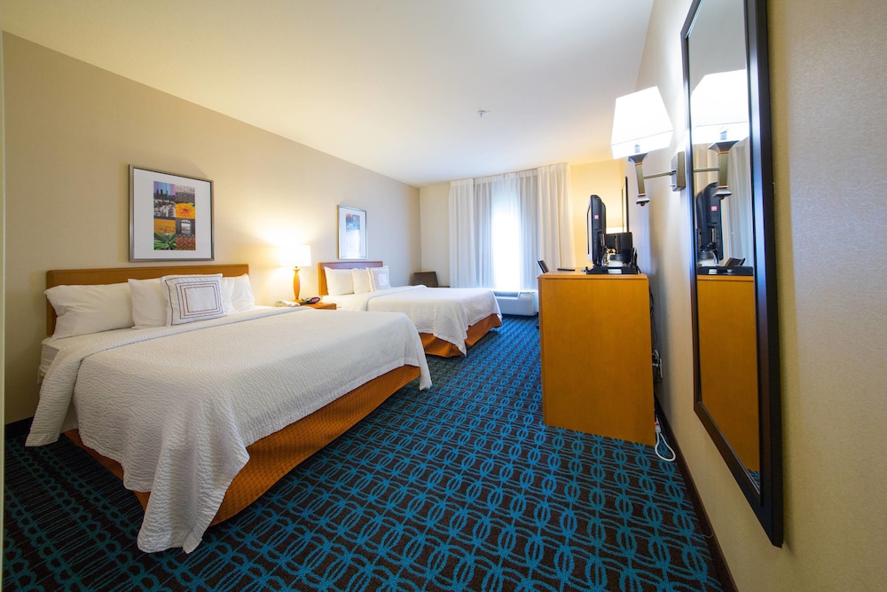Fairfield Inn Suites Cordele 9/28