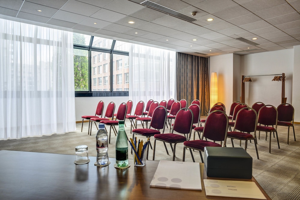 Novotel Paris Suresnes Longchamp 41/48