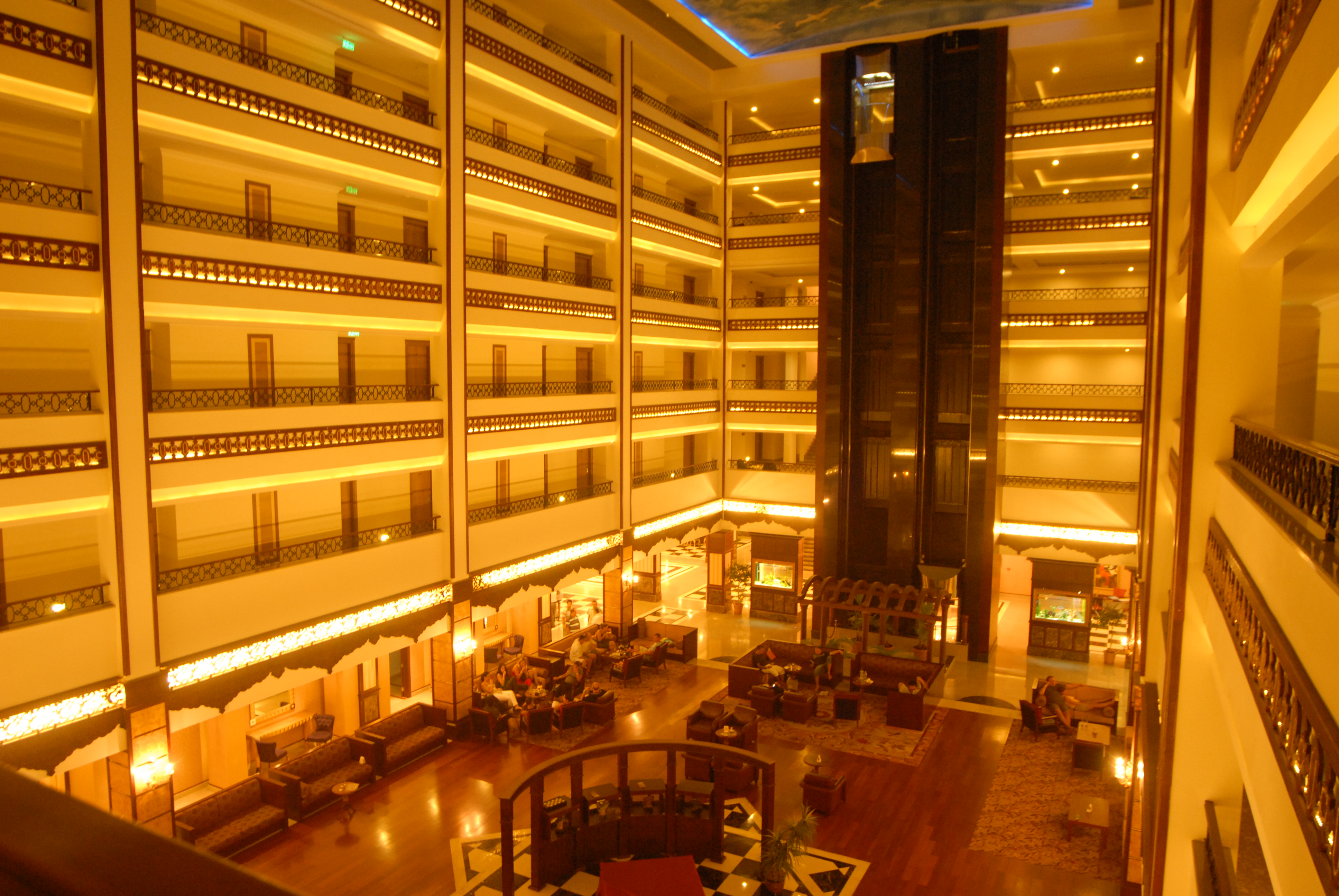 Utopia World Hotel 18/50