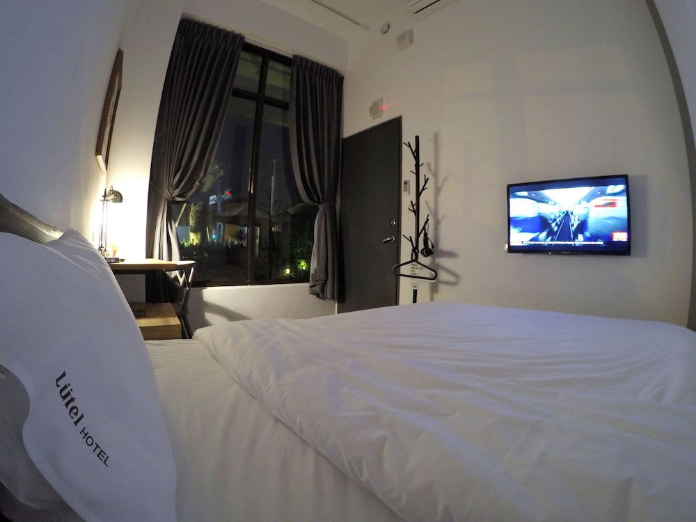 Lutel Hotel 19/100