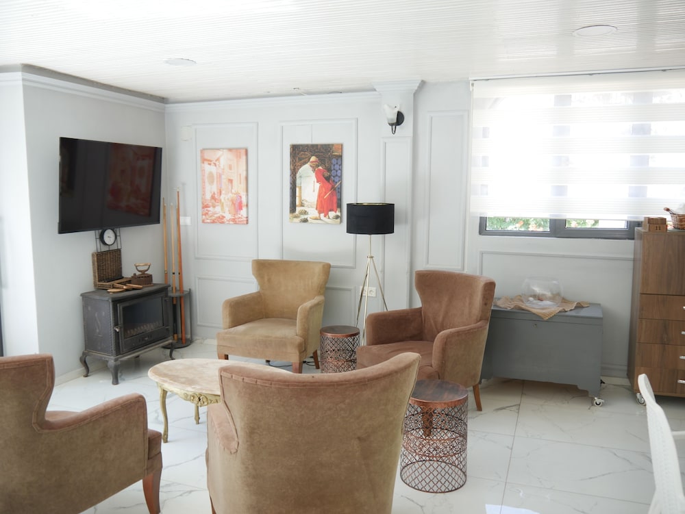 Nefis Hotel 39/60