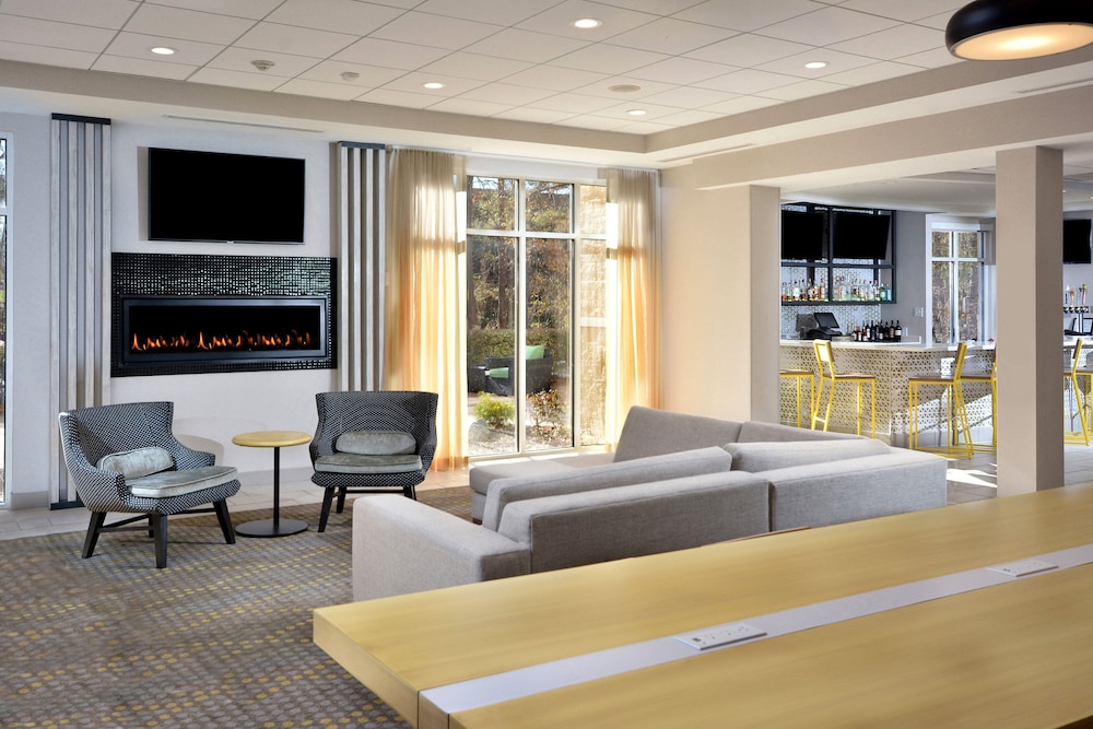 Holiday Inn Raleigh-Durham Airport 35/66