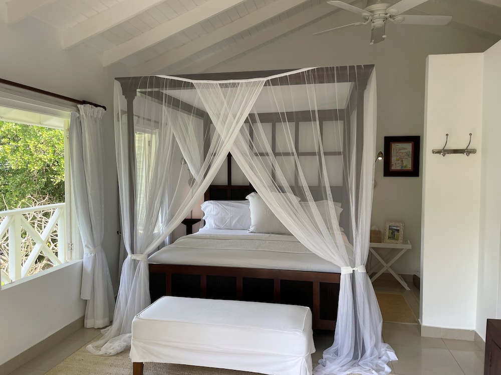 Firefly Plantation Bequia 1/50