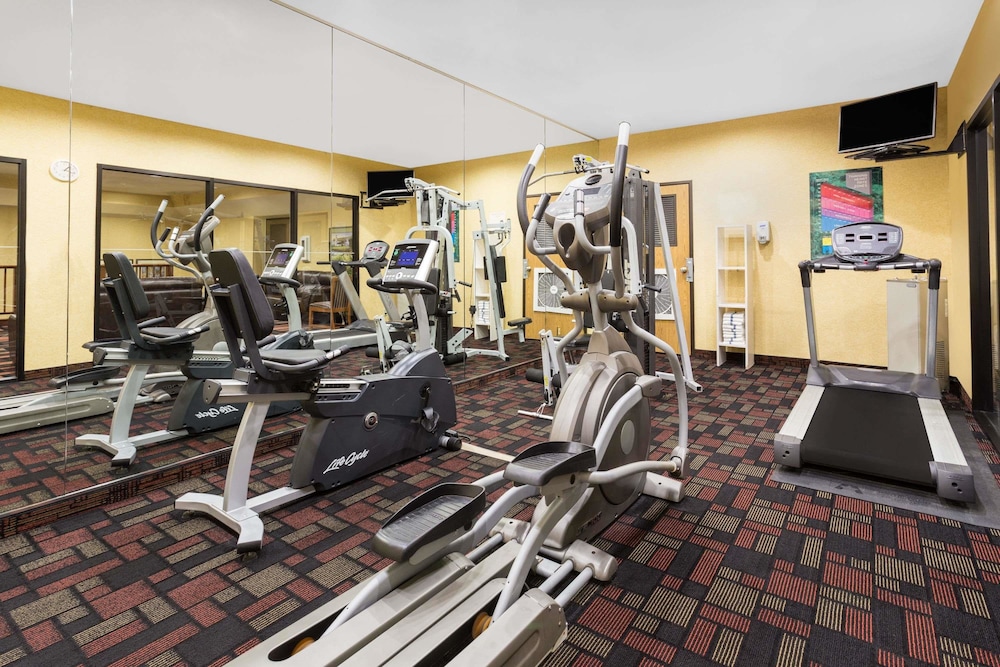Ramada By Wyndham Kent Seattle Area 17/31