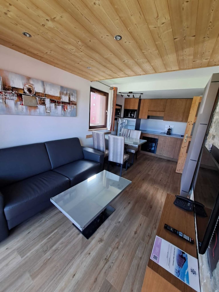 1 Bedroom, Cabin, Apartment, Balcony, Accessible