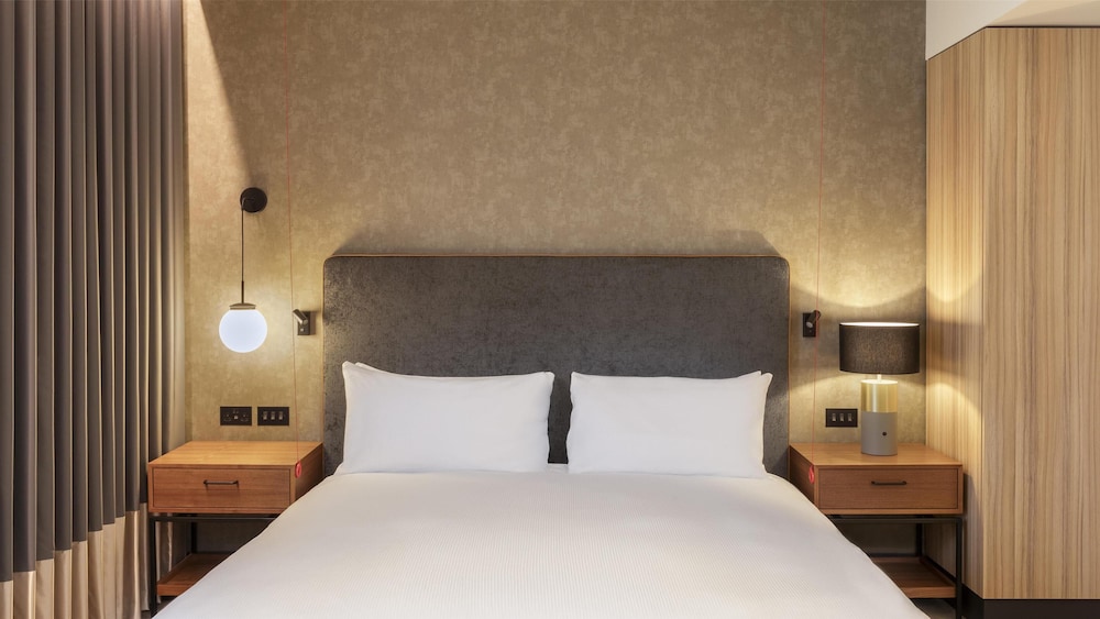 Super, Junior Suite, King Bed