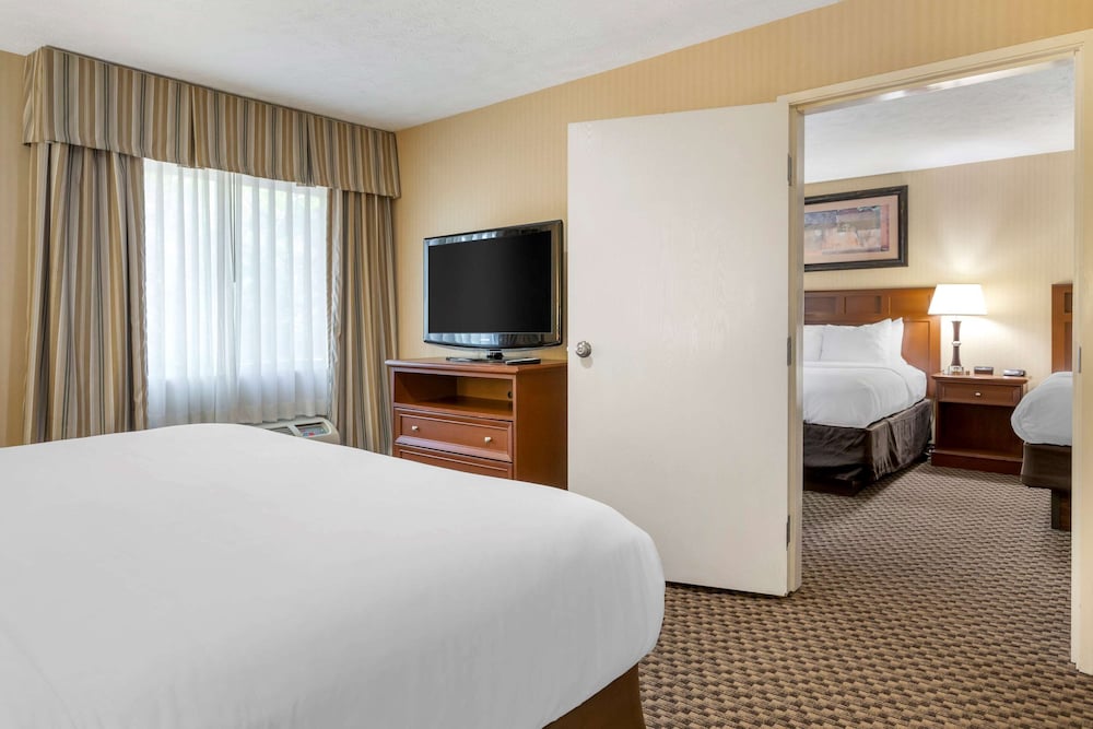 Comfort Inn Traverse City 24/59