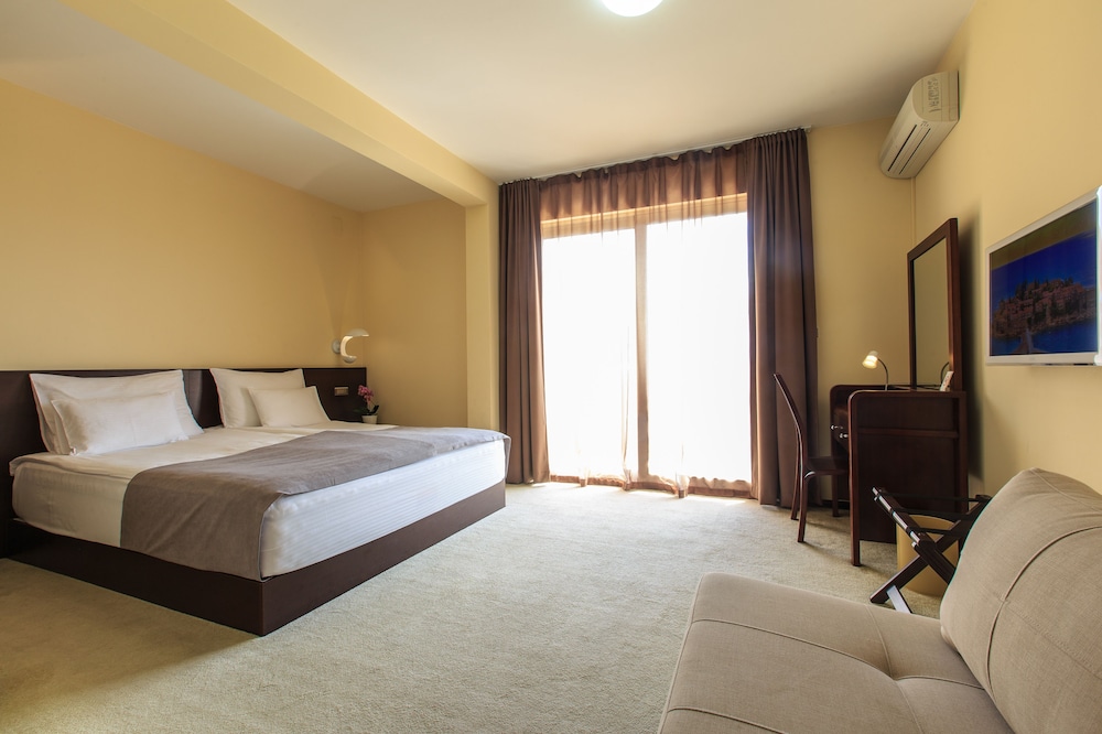 Hotel Premier 24/71