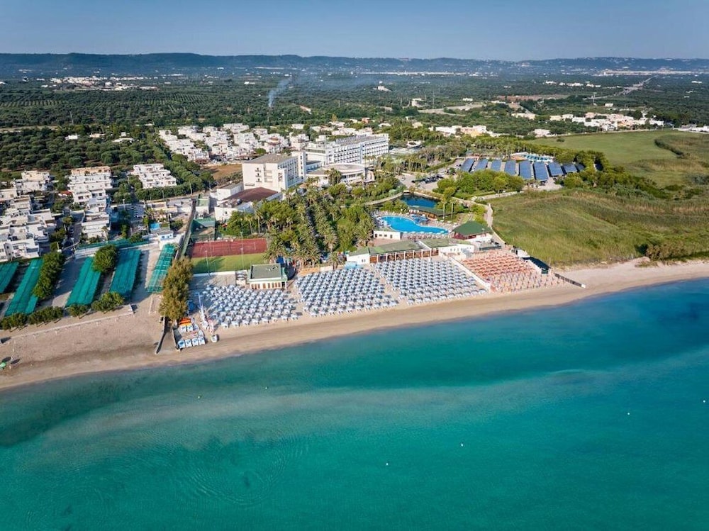 GranSerena Hotel 57/62
