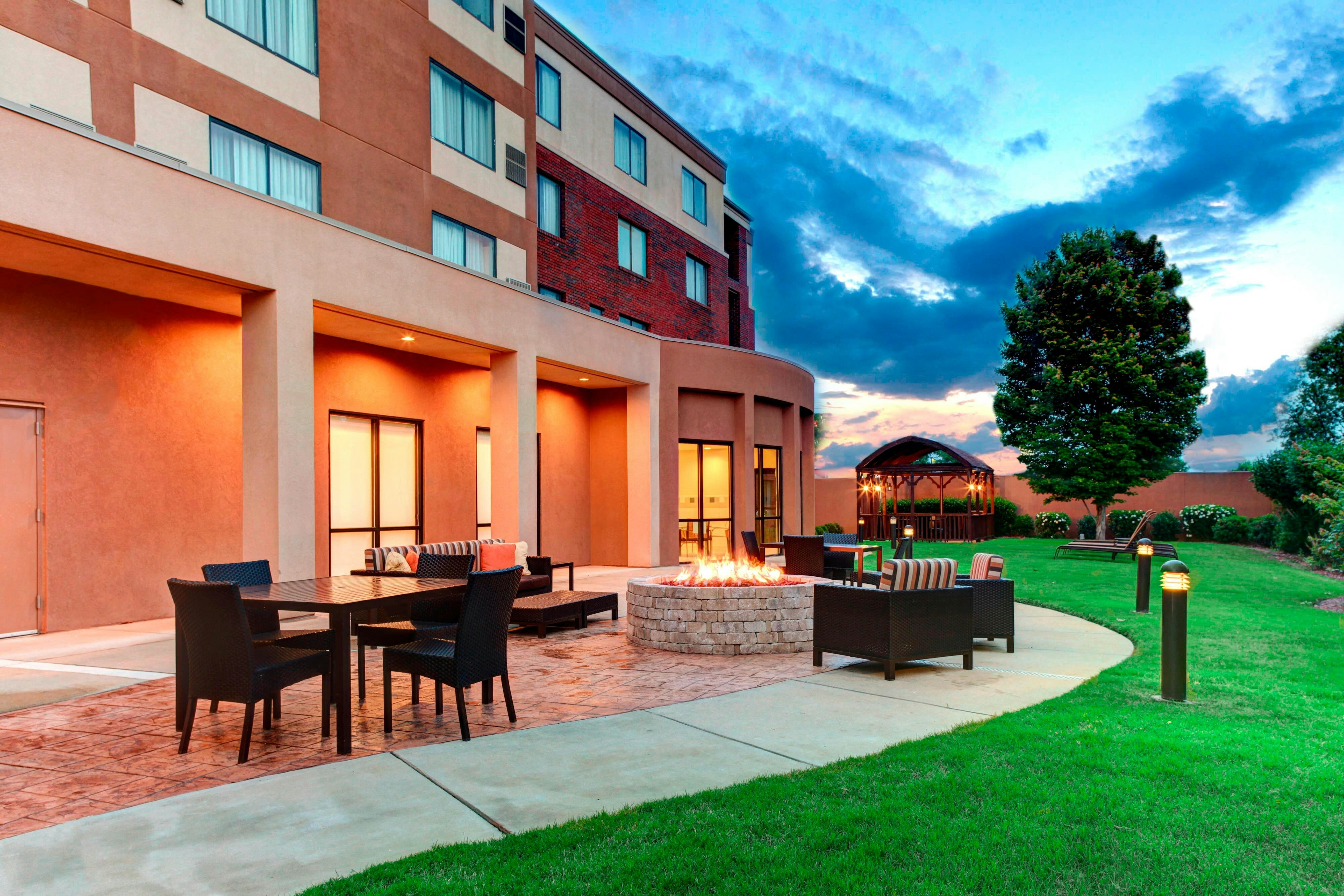 Courtyard by Marriott Anniston Oxford 47/47